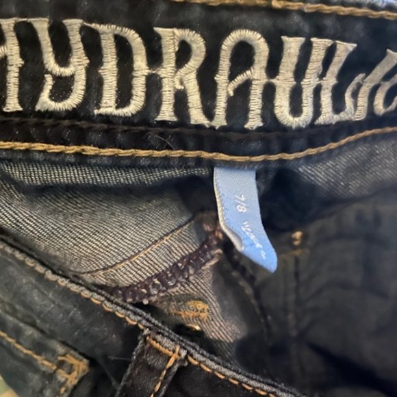 Hydraulic Lola Distressed Micro Boot Jeans - Picture 5 of 6